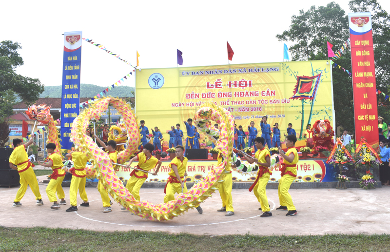 Đức ông Hoàng Cần là nhân vật lịch sử hay nhân vật truyền thuyết? (Tham luận của Nhà thơ Trần Nhuận Minh tại Hội thảo về Đức ông Hoàng Cần)