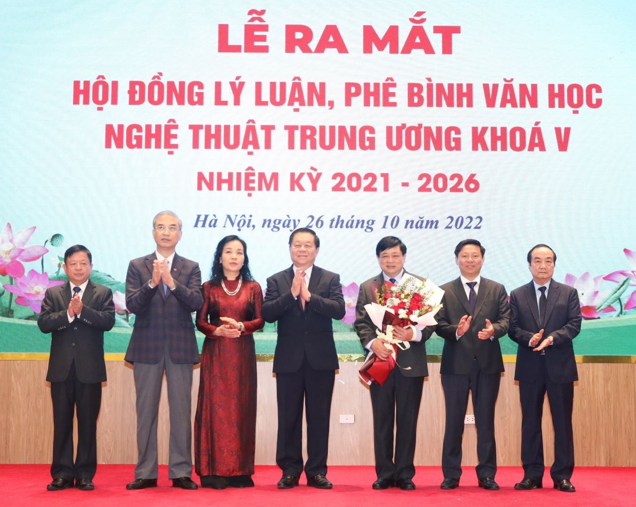 Ra mắt Hội đồng Lý luận, phê bình văn học nghệ thuật Trung ương nhiệm kỳ 2021 – 2026